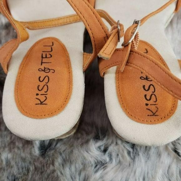 Kiss and Tell Orange Bow Wedge Sandals - Picture 7 of 8